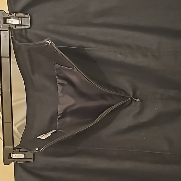 Denim thin, skirt with 2-front zipper pockets &4 brass front buckles & back slit - Picture 3 of 6